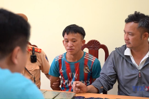 Bắt đối tượng vận chuyển 4 bánh ma túy và 6000 viên Ma túy tổng hợp