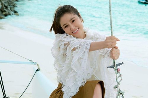 Lâm Tâm Như được khen trẻ hơn 20 tuổi nhờ làm một việc