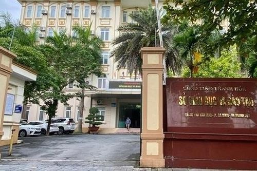 Bắt nguyên Giám đốc Sở GD-ĐT Thanh Hóa 'Giả mạo trong công tác'