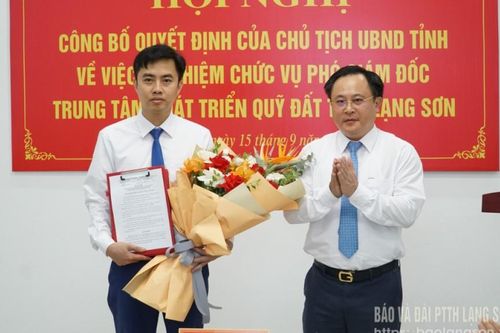 Công bố quyết định bổ nhiệm Phó Giám đốc Trung tâm Phát triển quỹ đất tỉnh