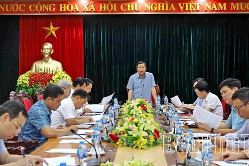 Họp bàn tháo gỡ, đẩy nhanh tiến độ triển khai thực hiện Đề án ổn định dân cư phát triển KT-XH vùng chuyển dân Sông Đà