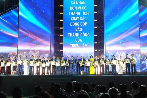 Triển lãm 80 năm thành tựu đất nước: Quảng Trị được Thủ tướng Chính phủ tặng bằng khen