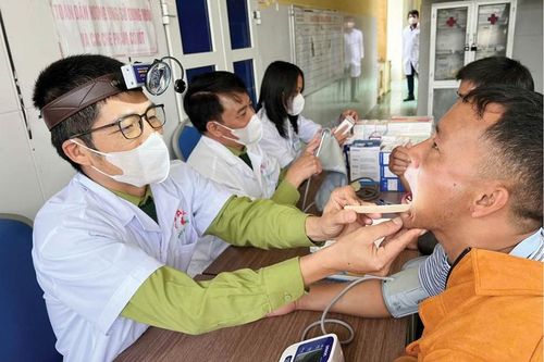 Đảm bảo sức khỏe cho cán bộ, chiến sĩ