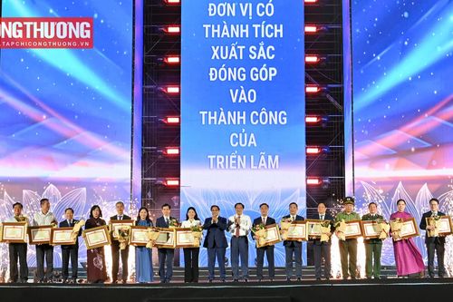 Bộ Công Thương, Tạp chí Công Thương nhận bằng khen của Thủ tướng về thành tích trong Triển lãm thành tựu Đất nước