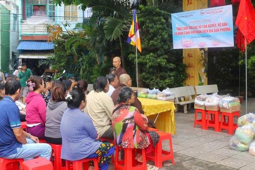 Các tự viện trên địa bàn TP.HCM chia sẻ yêu thương nhân mùa Vu lan