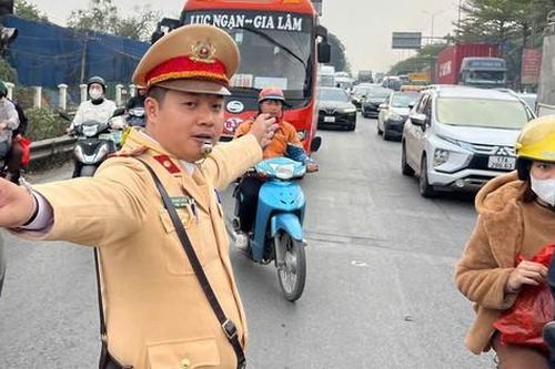 Khởi động Chương trình truyền thông 'Vì An toàn giao thông Thủ đô'
