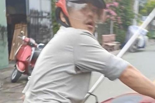 Triệu tập người đàn ông tấn công người đi đường bằng thanh sắt tại TP.HCM