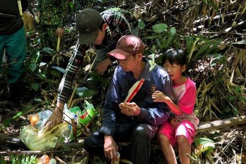 Giải cứu người đàn ông mất tích trong rừng Cát Tiên
