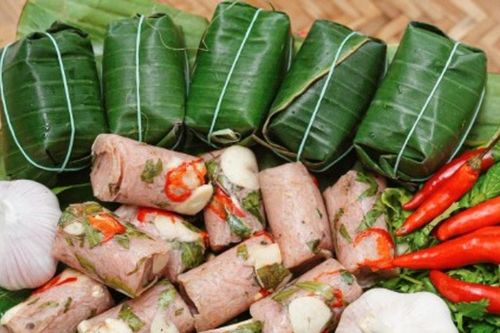 Uống rượu với lòng lợn và nem chua nhiều lần, người đàn ông mắc liên cầu lợn