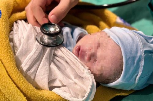 Hai bệnh viện lớn phối hợp cấp cứu sản phụ 34 tuần bị vỡ ruột thừa nguy kịch