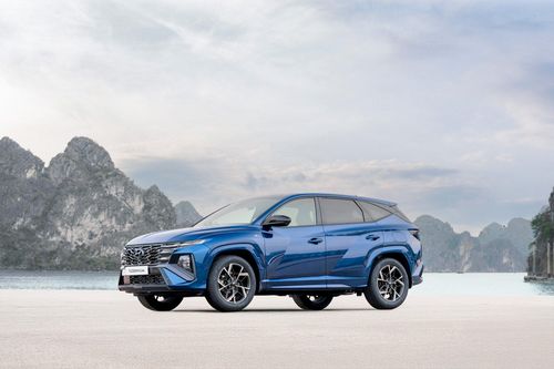 Chưa ra mẫu mới Hyundai Tucson đã 'lên đỉnh'