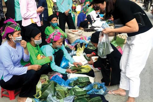 Chợ phiên Cao Bằng - nơi hội tụ, lan tỏa bản sắc dân tộc