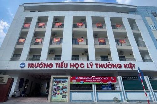 Diễn biến mới vụ Trường Tiểu học Lý Thường Kiệt bị tố ép phụ huynh mua điều hòa
