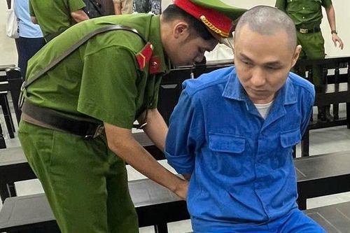 Giám đốc chiếm đoạt hàng chục tỷ đồng bằng việc bán đất không giấy tờ