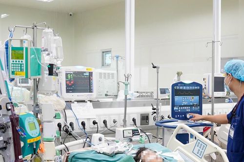 Ngộ độc thuốc và hóa chất ở trẻ: Hồi chuông cảnh báo từ những phút bất cẩn