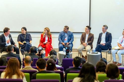 Triển lãm và Đối thoại Giải thưởng Nobel 2025