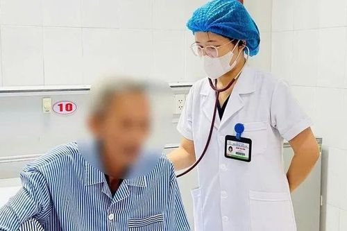 Người đàn ông ở Hà Nội phát hiện mắc whitmore sau hơn 2 tháng sốt cao