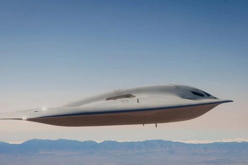 Mỹ đưa máy bay ném bom B-21 Raider thứ hai vào thử nghiệm