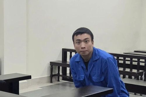 Lĩnh 21 năm tù vì lừa đảo đại gia chuyển nhượng thẻ du lịch