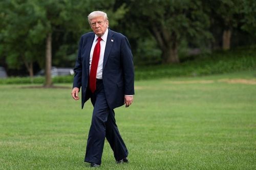 Tổng thống Mỹ Donald Trump kiện tờ New York Times vì tội phỉ báng, đòi bồi thường 15 tỷ đô la