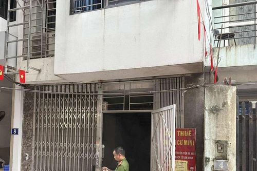 Cháy chung cư mini ở Hà Nội, nhiều người thoát nạn