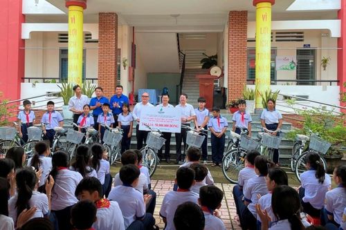 PV Power NT tặng 20 xe đạp cho học sinh nghèo vượt khó tại Đồng Nai