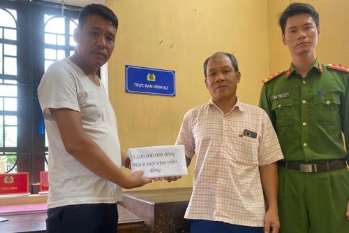 Người đàn ông bất ngờ nhận được hơn 1 tỷ đồng từ tài khoản lạ
