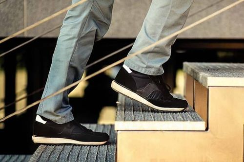 Nghiên cứu trên nửa triệu người hé lộ tác dụng của leo cầu thang 2 phút mỗi ngày