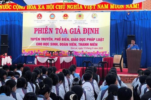 VKSND khu vực 13, tỉnh Gia Lai tuyên truyền pháp luật cho hơn 1.000 học sinh