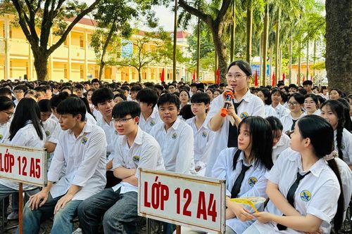 VKSND khu vực 9, tỉnh Phú Thọ tuyên truyền pháp luật tại trường học