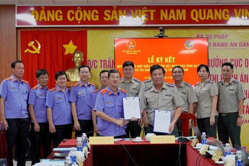 Viện Kiểm sát nhân dân và Thi hành án dân sự tỉnh An Giang ký Quy chế phối hợp