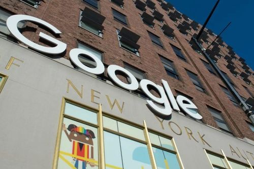 'Công ty mẹ' của Google lần đầu tiên cán mốc 3.000 tỷ USD vốn hóa