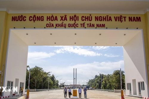 Hoàn thiện Cửa khẩu Tân Nam, tạo cú hích thương mại-logistics vùng biên