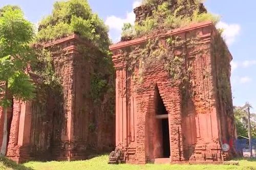 Đà Nẵng: Vì sao công trình Tháp Chăm mới hết bảo hành đã xuống cấp