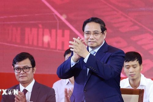 Thủ tướng dự Phiên đối thoại cấp cao Diễn đàn Kinh tế tư nhân Việt Nam 2025