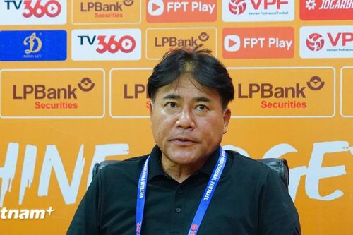 Hà Nội FC thay 'thuyền trưởng' sau khởi đầu chật vật ở mùa giải mới