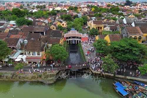 'Mỏ vàng' của du lịch miền Trung (Bài cuối)
