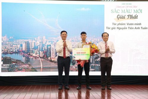 Triển lãm 50 bức ảnh xuất sắc nhất tôn vinh những góc nhìn đa sắc về TP Hồ Chí Minh