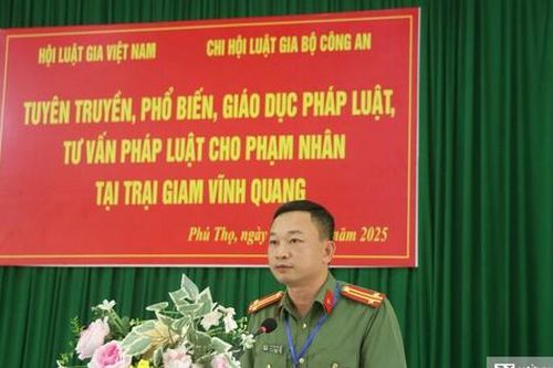 Chi hội Luật gia Bộ Công an tiếp thêm niềm tin pháp lý cho người lầm lỡ