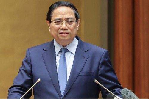 Thủ tướng: Lập quỹ học bổng quốc gia, tăng chi cho giáo dục