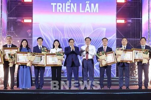 Hơn 7 triệu khách tham quan phân khu Bộ Xây dựng tại Triển lãm thành tựu đất nước