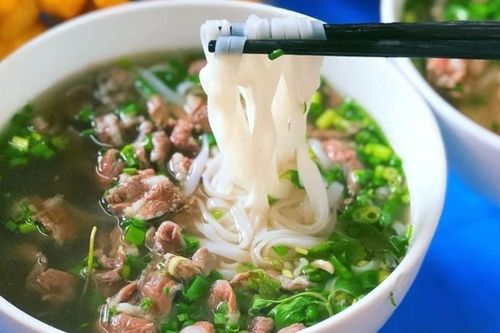 Ăn bún, phở thường xuyên: Cơ thể phải gánh chịu những gì?