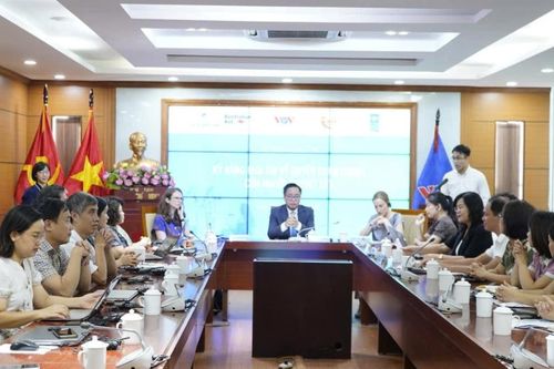 Báo chí đồng hành cùng người khuyết tật trong thực hiện quyền tham chính