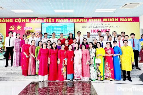 Bệnh viện Đa khoa Khu vực Cai Lậy: Khẳng định vị thế từ nền tảng xây dựng Đảng vững chắc