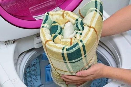 Bí quyết nhà sạch: Tần suất giặt chuẩn để đánh bay vi khuẩn