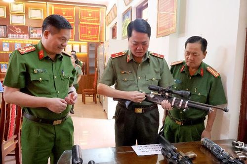 Biểu dương, khen thưởng tập thể, cá nhân có thành tích xuất sắc trong đấu tranh Chuyên án 924V