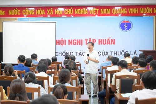 Gần 200 đại biểu Lâm Đồng được tập huấn phòng, chống tác hại thuốc lá