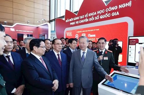 Không thể xuyên tạc việc đổi mới phương thức lãnh đạo của Đảng trong bối cảnh chuyển đổi số