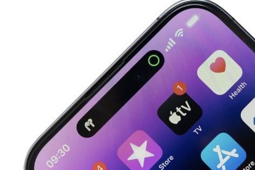 iPhone 18 tiếp tục lỡ hẹn khi được đồn đoán thu gọn Dynamic Island, Face ID dưới màn hình