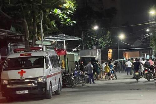 Vụ hai vợ chồng chết trước cửa nhà trọ: Chồng sát hại vợ rồi tự tử